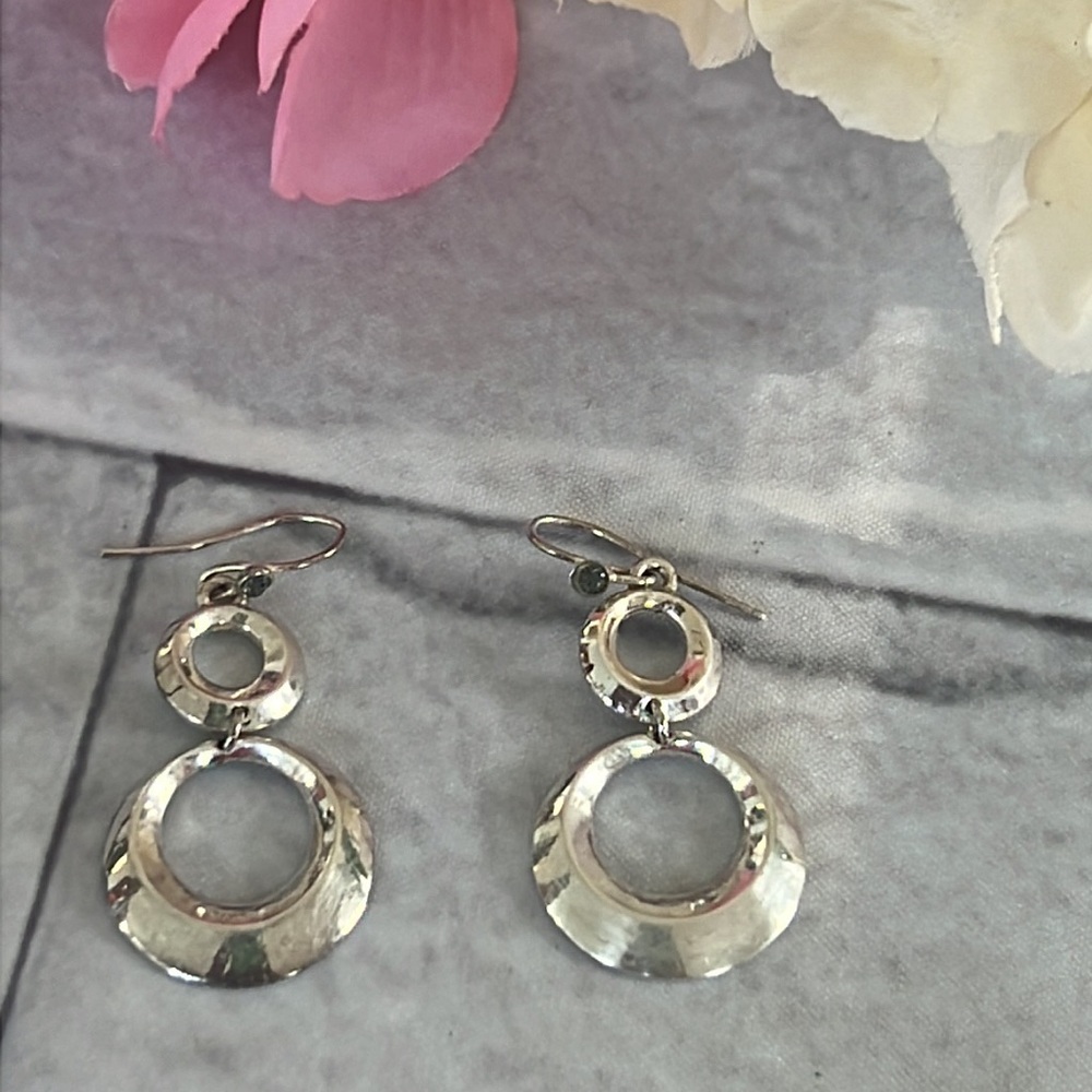 Kenneth Cole New York dangling silver tone earrings
